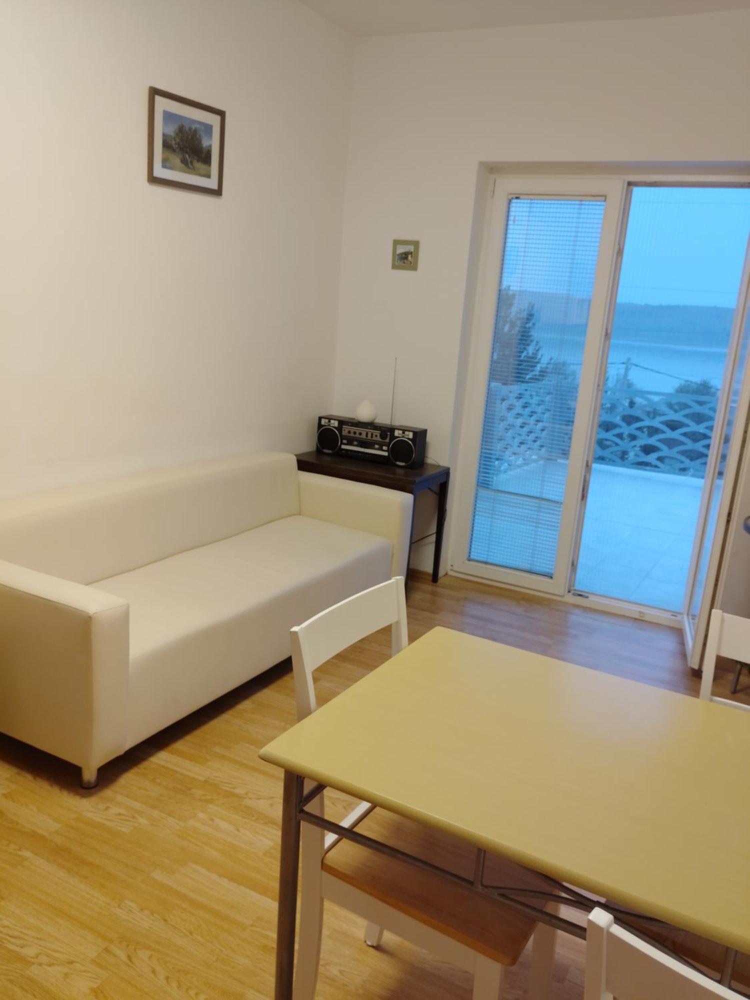 Apartments Mirana Любач Экстерьер фото